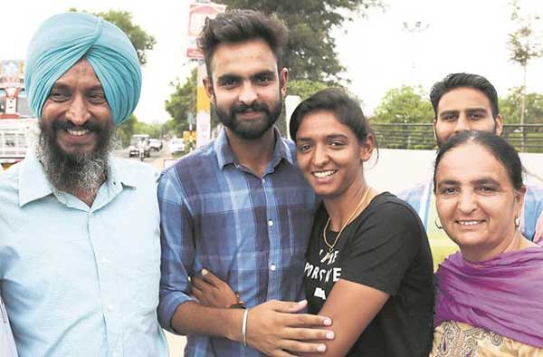 Hailing from Monga, Punjab, Harmanpreet Kaur was welcomed by her family. (Source: Express Photo by Gurmeet Singh)