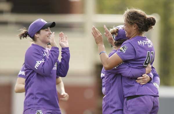 Hobart Hurricanes WBBL 2019. Pic Credits: twitter.com/HurricanesWBBL