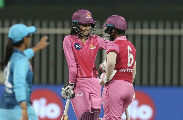 Harleen Deol and Deepti Sharma stitched a 50+ Run Partnership. PC: © BCCI/IPL