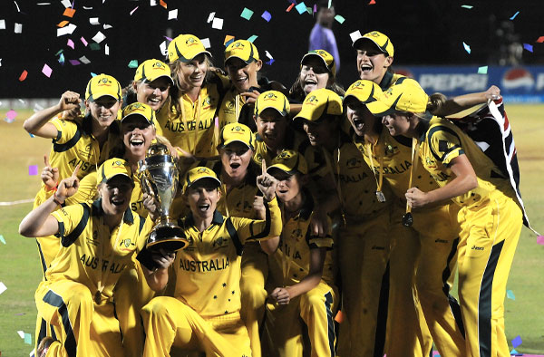 Australian women's cricket team lifting World Cup Trophy for the 6th Time