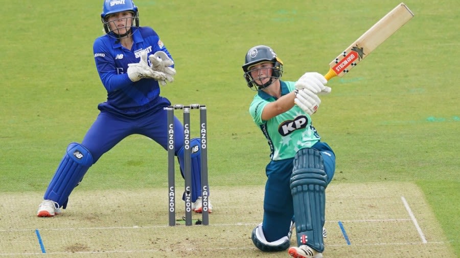 Alice Capsey for Oval Invincibles