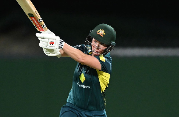 Beth Mooney overtakes Tahlia McGrath to reclaim the top spot in T20I Batting <yoastmark class=