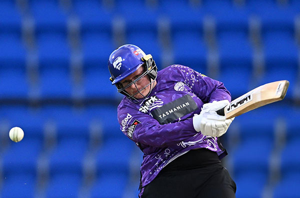 Lizelle Lee secures Australian Citizenship, reflects on Team Environment and Culture between South Africa and Hobart Hurricanes