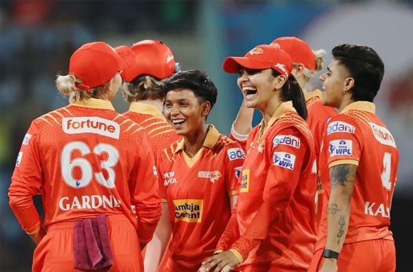 Beth Mooney Leads Gujarat Giants to an 81-Run Win, Climb to 2nd in Points Table